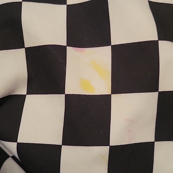 Shorts - Picture 4 of 4